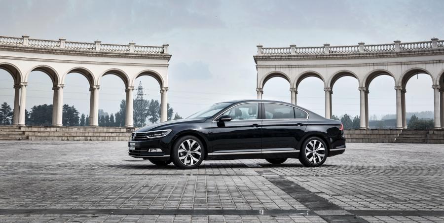  Volkswagen Magotan (B8L) 2016 года  (фото 16 из 38)